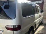 Hyundai Starex 2002 года за 2 500 000 тг. в Шымкент – фото 2