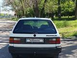 Volkswagen Passat 1993 года за 1 350 000 тг. в Алматы – фото 2