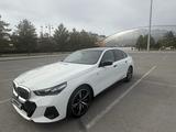 BMW 530 2023 года за 35 000 000 тг. в Астана – фото 2