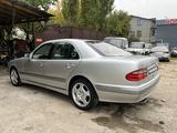 Mercedes-Benz E 320 2001 года за 3 800 000 тг. в Шымкент – фото 3