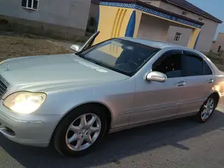 Mercedes-Benz S 320