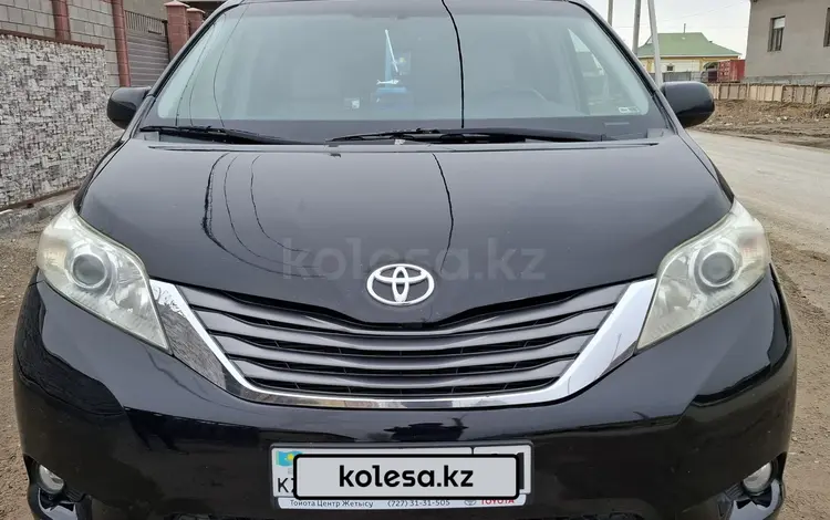 Toyota Sienna 2010 годаfor12 000 000 тг. в Кызылорда