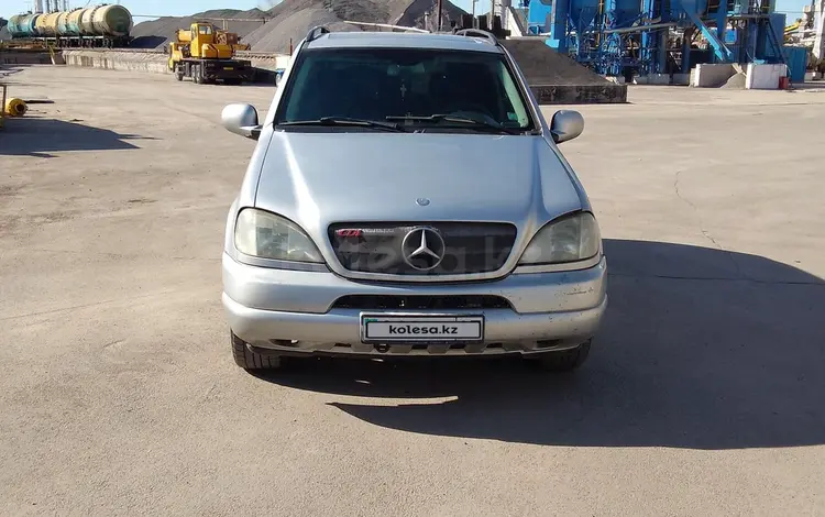 Mercedes-Benz ML 270 2000 года за 3 800 000 тг. в Астана