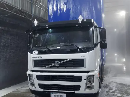 Volvo  FM 2010 года за 35 000 000 тг. в Алматы