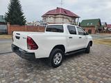 Toyota Hilux 2019 года за 14 950 000 тг. в Усть-Каменогорск – фото 4