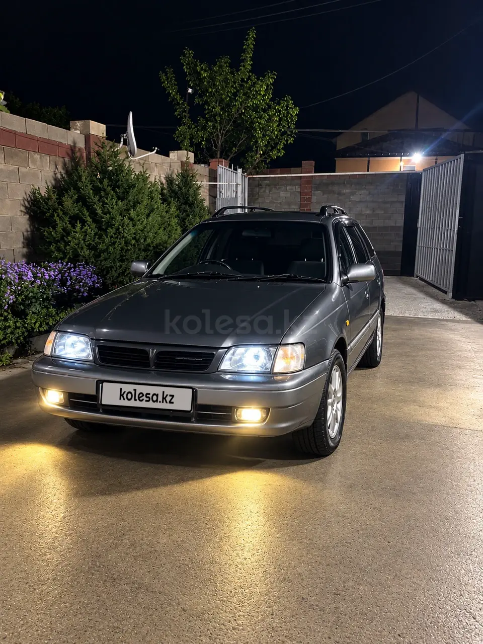 Toyota Caldina, 1993