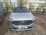 Hyundai Santa Fe 2023 годаүшін19 500 000 тг. в Астана