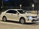 Toyota Camry 2016 года за 12 500 000 тг. в Шымкент