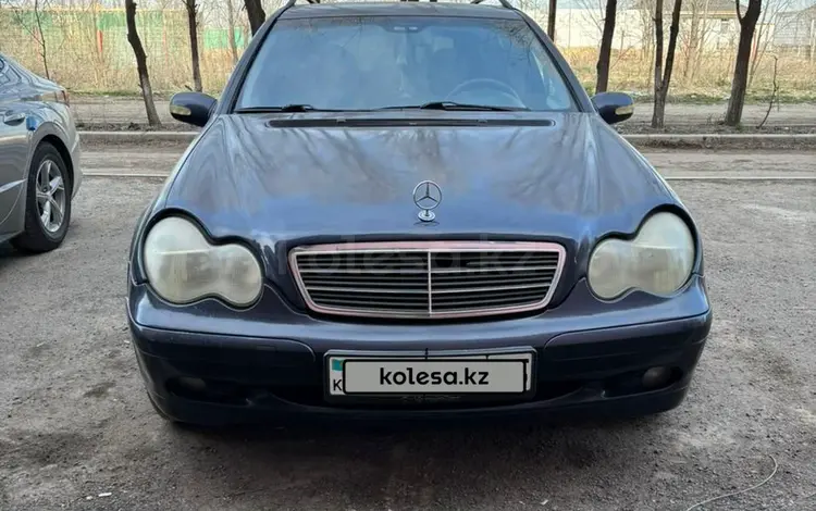 Mercedes-Benz C 180 2002 года за 2 600 000 тг. в Алматы