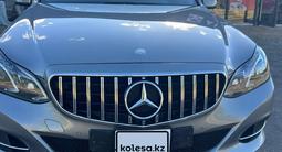 Mercedes-Benz E 300 2014 годаfor13 200 000 тг. в Алматы