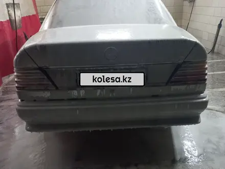 Mercedes-Benz E 260 1989 года за 1 100 000 тг. в Костанай – фото 11