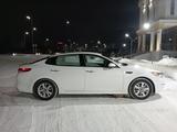 Kia Optima 2018 годаfor5 000 000 тг. в Актобе – фото 4