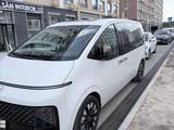 Hyundai Staria 2025 годаүшін25 500 000 тг. в Алматы – фото 3