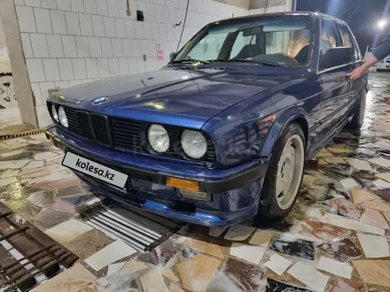 BMW 318 1984 года за 2 000 000 тг. в Актау – фото 2