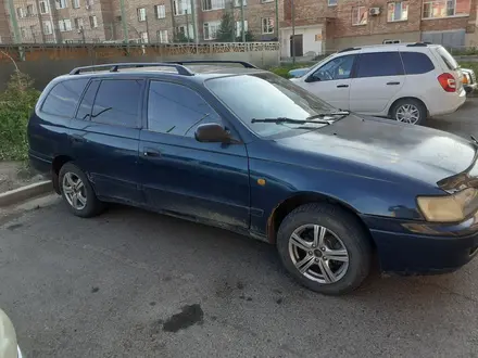 Toyota Carina E 1993 года за 1 600 000 тг. в Усть-Каменогорск