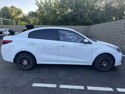 Kia Rio 2018 года за 7 300 000 тг. в Павлодар