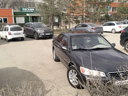 Toyota Camry 2000 года за 3 700 000 тг. в Актобе – фото 2