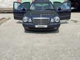 Mercedes-Benz E 280 1996 года за 3 200 000 тг. в Алматы