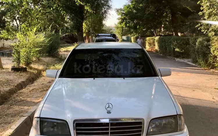 Mercedes-Benz C 220 1995 годаfor1 650 000 тг. в Шымкент