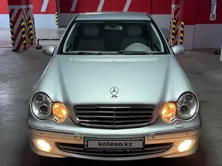 Mercedes-Benz C 280