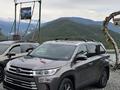 Toyota Highlander 2019 года за 16 500 000 тг. в Атырау