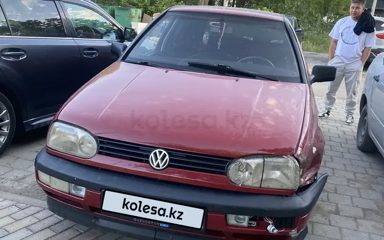 Volkswagen Golf 1997 года за 580 000 тг. в Караганда