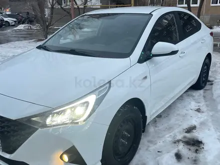 Hyundai Accent 2020 годаүшін8 000 000 тг. в Усть-Каменогорск – фото 3