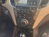 Hyundai Santa Fe 2017 года за 13 000 000 тг. в Балхаш – фото 4