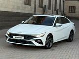 Hyundai Elantra 2024 годаүшін7 800 000 тг. в Алматы