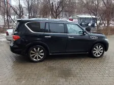 Infiniti QX56, 2011