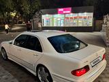 Mercedes-Benz E 55 AMG 2001 годаүшін4 500 000 тг. в Алматы – фото 4