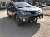 Toyota RAV4 2015 года за 10 500 000 тг. в Жанаозен – фото 3