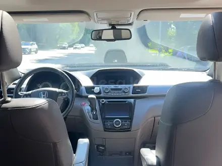 Honda Odyssey 2016 года за 13 500 000 тг. в Алматы – фото 11