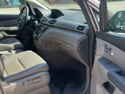 Honda Odyssey 2016 года за 13 500 000 тг. в Алматы – фото 8