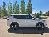 Mitsubishi Outlander 2023 годаүшін17 900 000 тг. в Астана – фото 5