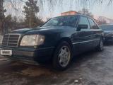 Mercedes-Benz E 200 1994 годаfor1 900 000 тг. в Талдыкорган – фото 4