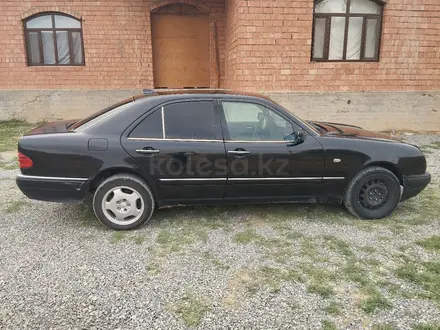 Mercedes-Benz E 280 1998 года за 2 500 000 тг. в Шымкент – фото 4