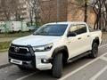 Toyota Hilux 2022 года за 24 800 000 тг. в Алматы – фото 2