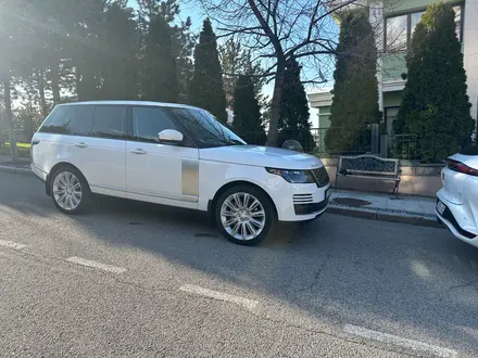 Land Rover Range Rover 2018 года за 44 000 000 тг. в Алматы – фото 9