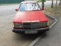 Mercedes-Benz E 230 1989 года за 1 000 000 тг. в Астана