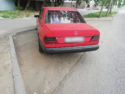 Mercedes-Benz E 230 1989 года за 1 000 000 тг. в Астана – фото 2
