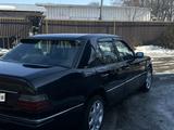 Mercedes-Benz E 230 1988 годаfor1 400 000 тг. в Алматы – фото 4