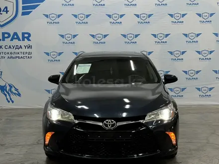 Toyota Camry 2015 года за 10 700 000 тг. в Талдыкорган – фото 2