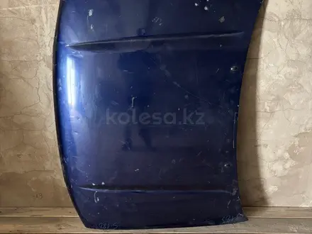 Капот за 85 000 тг. в Жезказган