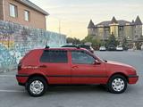 Volkswagen Golf 1993 года за 560 000 тг. в Алматы – фото 4