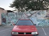 Volkswagen Golf 1993 года за 560 000 тг. в Алматы