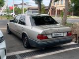 Mercedes-Benz E 230 1989 года за 480 000 тг. в Тараз