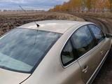 Volkswagen Passat 2002 года за 2 950 000 тг. в Астана – фото 5