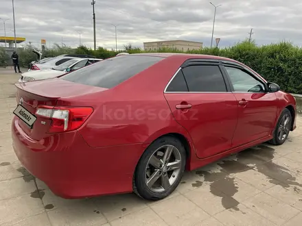 Toyota Camry 2013 года за 6 500 000 тг. в Актобе – фото 3