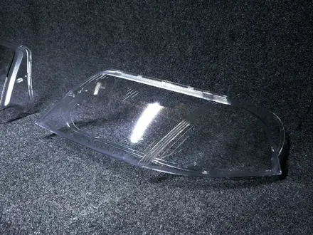 Passat b5 плюс стекло фары правое и левое в наличии Усть-Каменогорск за 15 000 тг. в Усть-Каменогорск – фото 10